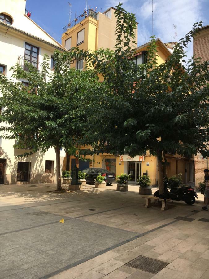 Old Town Apartment Valencia Exterior photo